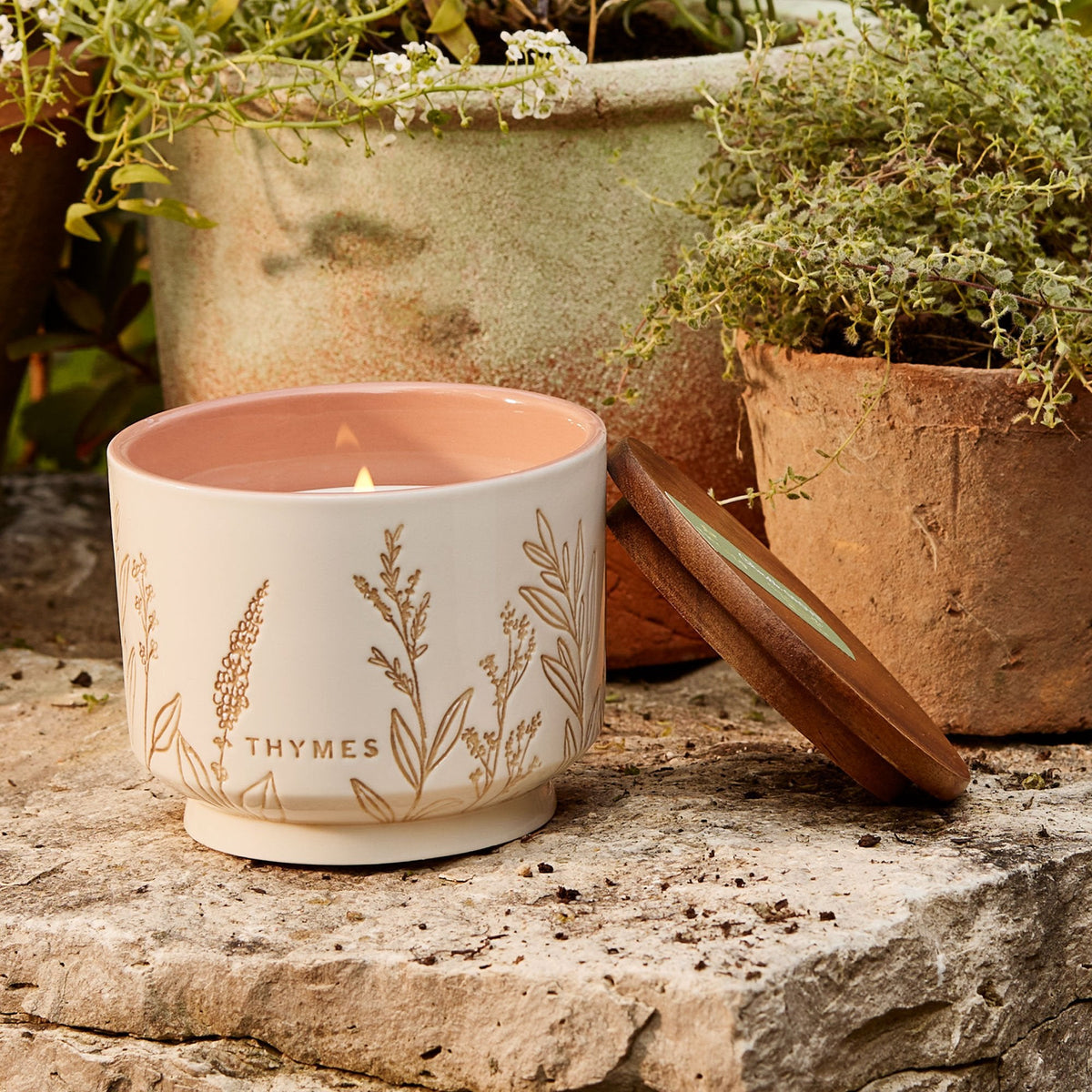 Outdoor Oasis Citronella Grove Medium Candle